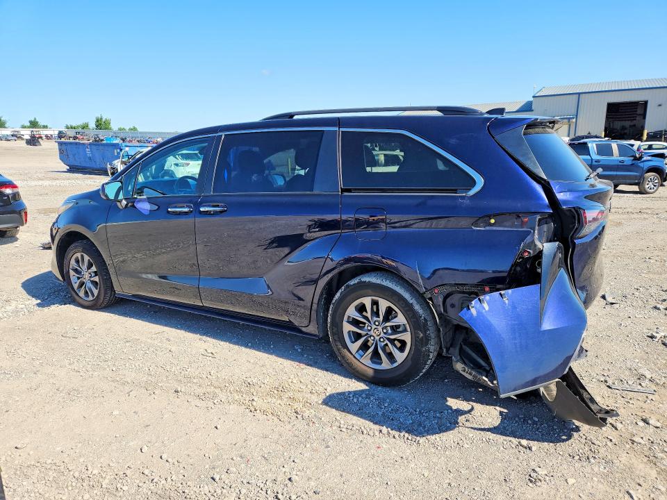 2023 Toyota Sienna VIN 5TDYRKEC4PS160669 COPART salvage auction — REAR END, KY - CERT OF TITLE-SALVAGE, sold $16,800 on 2026-07-30 (photo 2)