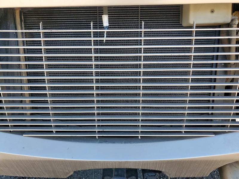 2005 Frht VIN 4UZAAHDC75CN82023 COPART salvage auction — SIDE, AZ - CERT OF TITLE - SALVAGE, sold $10,700 on 2026-09-10 (photo 7)