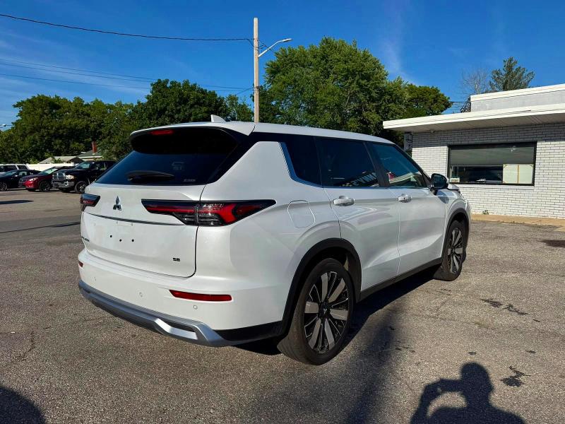 2025 Mitsubishi Outlander VIN JA4J4VA88SZ021889 COPART salvage auction — NORMAL WEAR, MI - CERTIFICATE OF TITLE (P), sold $16,400 on 2026-07-10 (photo 4)