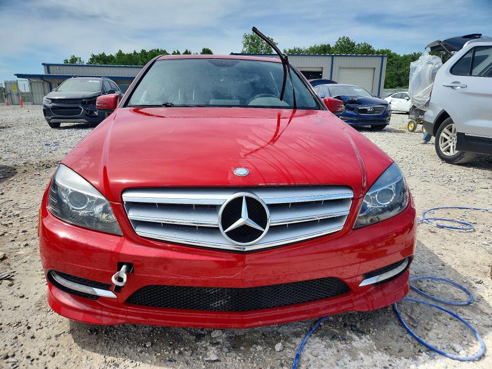 2011 Mercedes-benz C-klasse VIN WDDGF8BB2BR159021 COPART salvage auction — VANDALISM, Mi - Certificate Of Title, sold $650 on 2026-07-09 (photo 5)