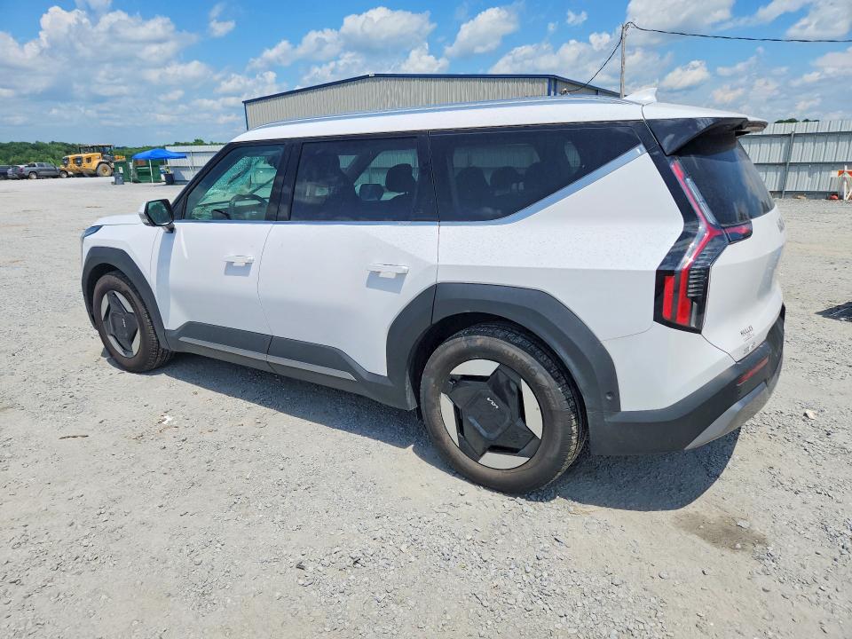 2026 Kia Ev9 VIN 5XYAFFS54TG010141 COPART salvage auction — ROOF, Nc - Salvage Certificate Of Title, sold $9,700 on 2026-07-29 (photo 2)
