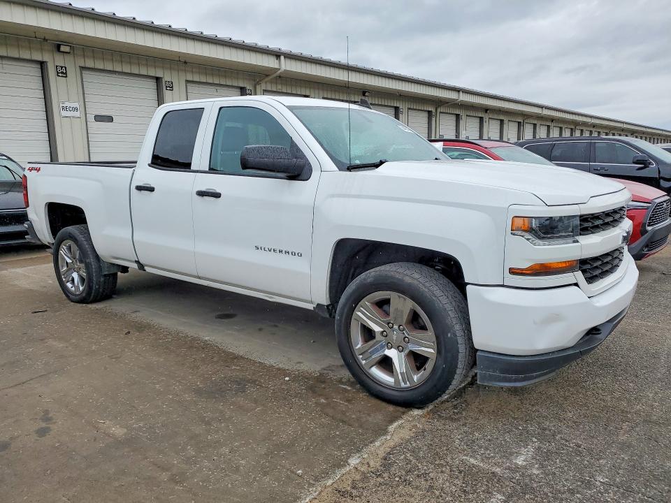 2019 Chevrolet VIN 2GCVKMEC6K1173524 COPART salvage auction — MINOR DENT/SCRATCHES, Wv - Certificate Of Title, sold $4,550 on 2026-07-09 (photo 4)