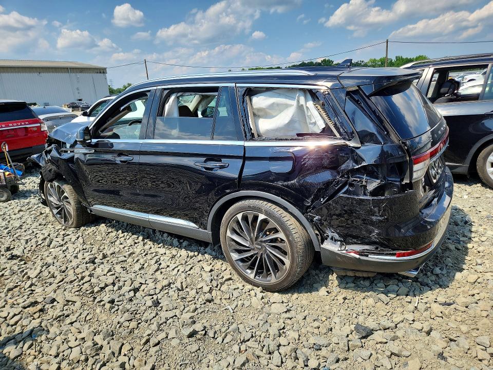 2023 Lincoln Aviator VIN 5LM5J7XC0PGL07920 COPART salvage auction — ALL OVER, Nj - Cert Of Title-Salvage, sold $4,000 on 2026-07-21 (photo 2)