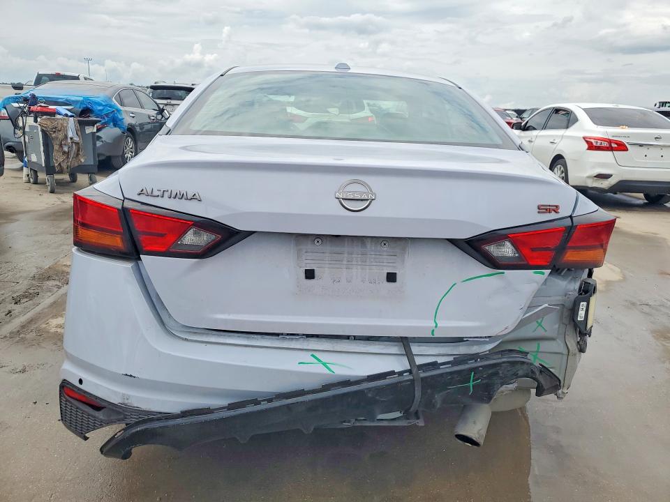 2024 Nissan Altima VIN 1N4BL4CV9RN366866 COPART salvage auction — REAR END, Tx - Salvage Vehicle Title, sold $8,000 on 2026-07-30 (photo 6)