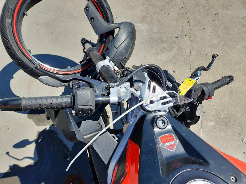 2025 Aprilia VIN ZD4XEUA06S6001714 COPART salvage auction — FRONT END, Fl - Certificate Of Destruction, sold $450 on 2026-07-02 (photo 7)