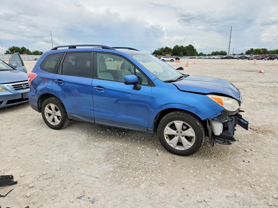 2015 Subaru Forester VIN JF2SJAGC5FH556845 COPART salvage auction — FRONT END, TX - SALVAGE VEHICLE TITLE, sold $550 on 2026-07-16 (photo 4)