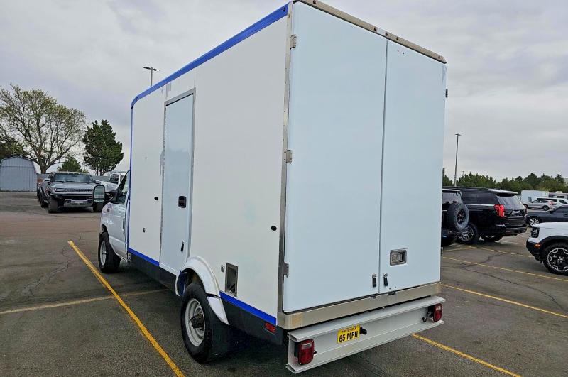 2024 Ford Econoline e350 VIN 1FDWE3FN5RDD00733 COPART salvage auction — NORMAL WEAR, Co - Certificate Of Title (P), sold $18,800 on 2026-07-15 (photo 3)