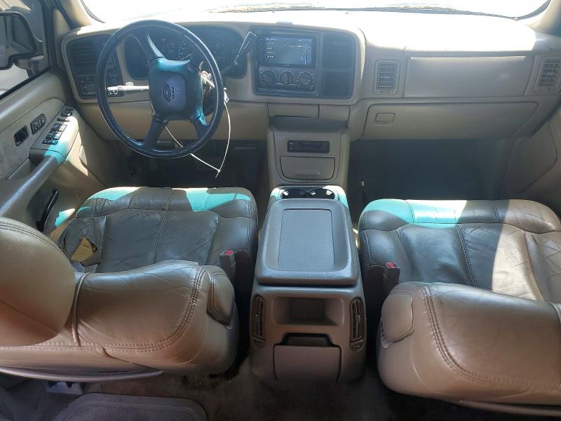 2002 Chevrolet Silverado VIN 1GCHK23102F108406 COPART salvage auction — VANDALISM, Ca - Salvage Certificate, sold $1,950 on 2026-07-02 (photo 8)