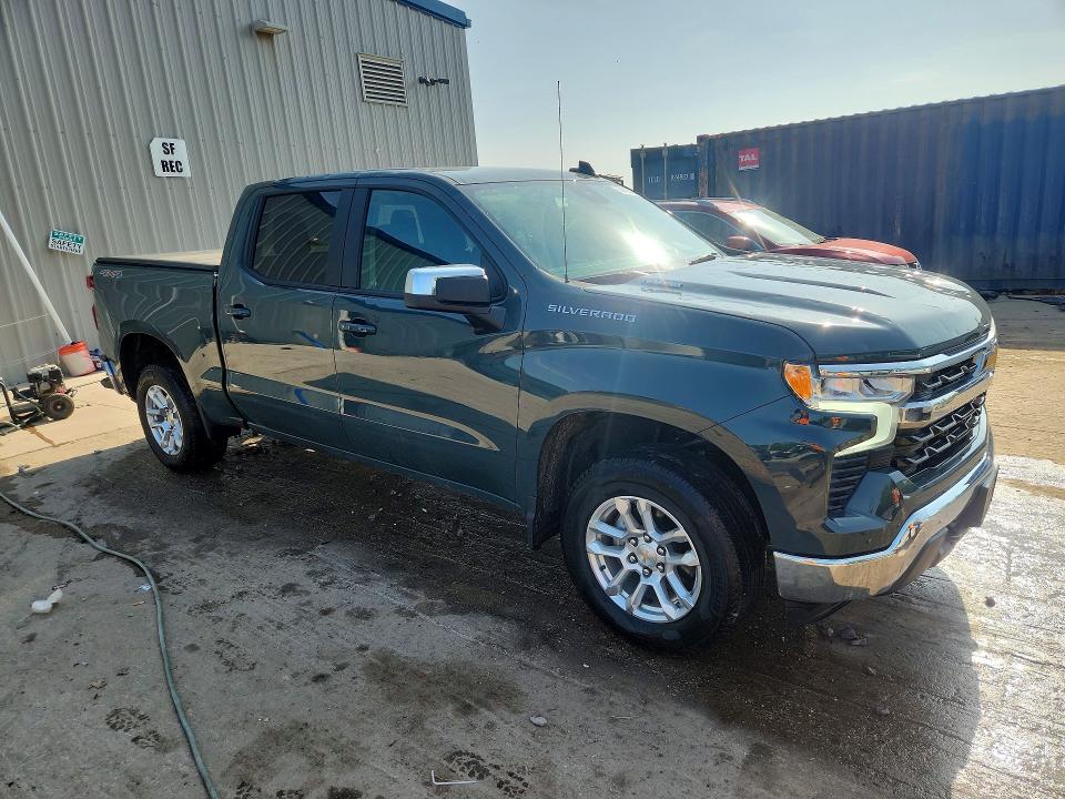 2025 Chevrolet Silverado VIN 1GCPKKEK4SZ204202 COPART salvage auction — HAIL, Wi - Salvage - Multiple Brands, sold $20,200 on 2026-07-20 (photo 4)