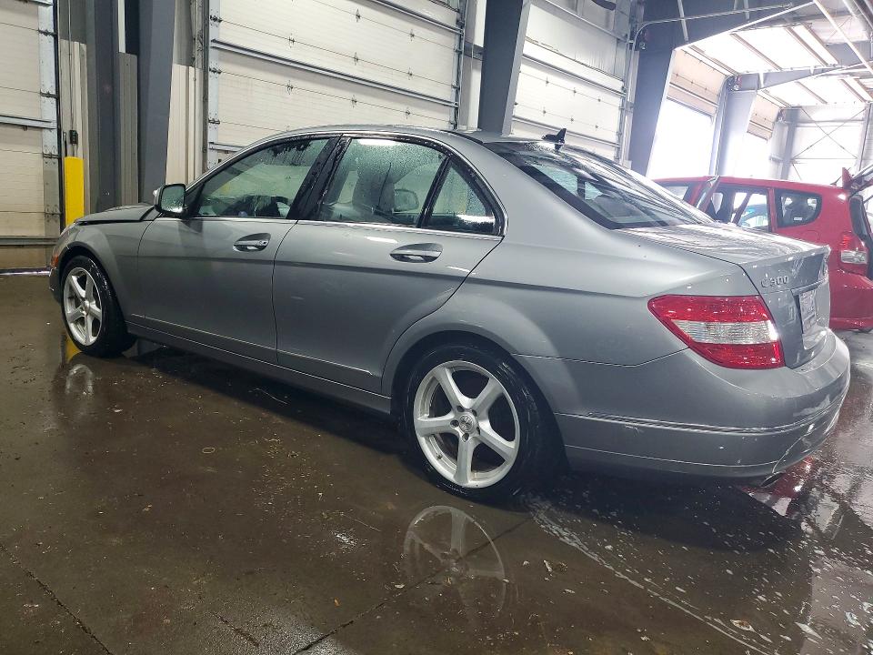 2009 Mercedes-benz C-klasse VIN WDDGF81XX9F204487 COPART salvage auction — FRONT END, Mn - Cert Of Title-Prior Salvage, sold $475 on 2026-08-18 (photo 2)