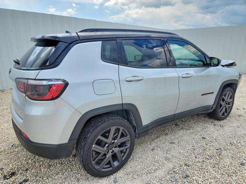 2026 Jeep Compass VIN 3C4NJDCN6TT188516 COPART salvage auction — FRONT END, Fl - Certificate Of Title, sold $14,200 on 2026-07-27 (photo 3)