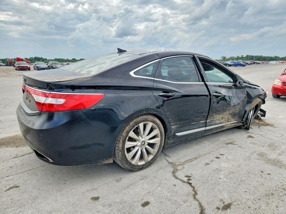 2013 Hyundai Azera VIN KMHFH4JG8DA232928 COPART salvage auction — ROLLOVER, Tn - Salvage Certificate, sold $550 on 2026-07-20 (photo 3)