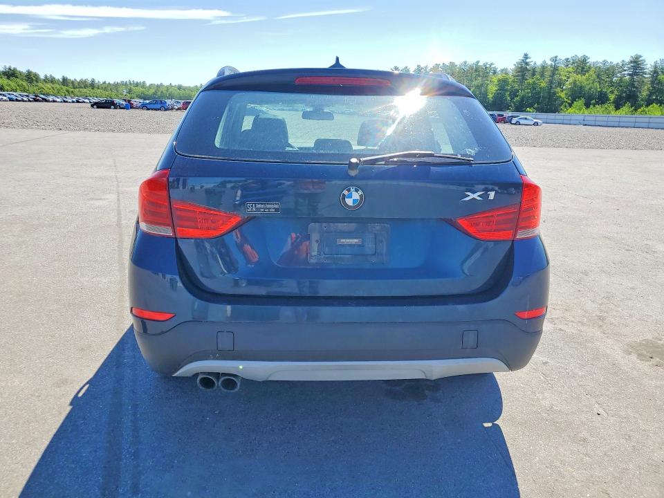 2014 BMW X1 VIN WBAVL1C56EVY13098 COPART salvage auction — NORMAL WEAR, Me - Certificate Of Title, sold $400 on 2026-07-07 (photo 6)