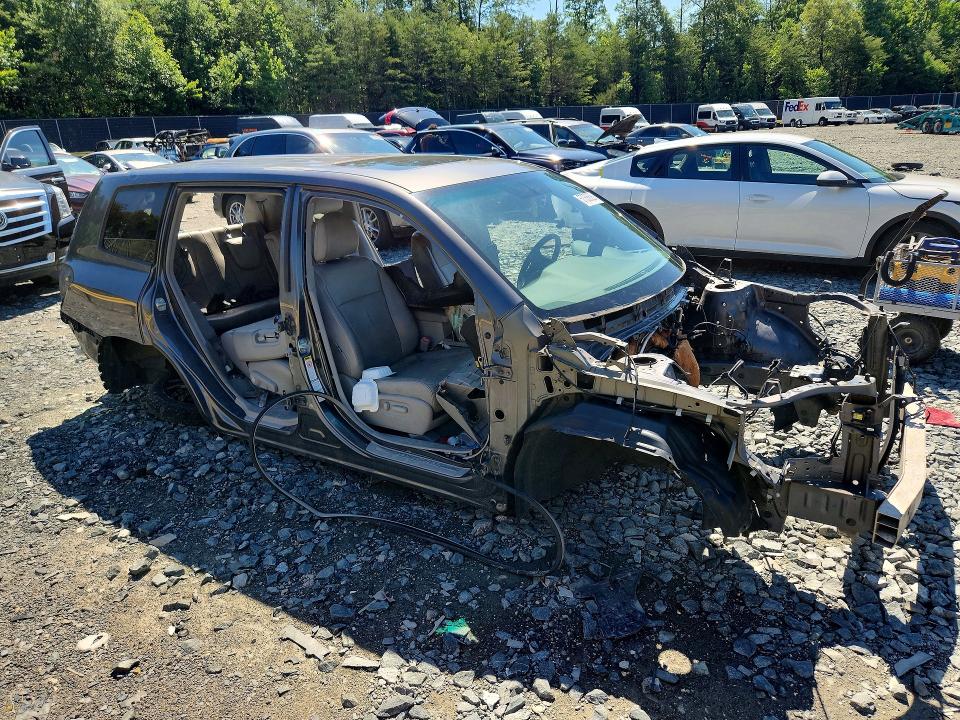 2010 Toyota Highlander VIN 5TDDK3EH7AS037170 COPART salvage auction — STRIPPED, Md - Cert Of Salvage > 75% Damage, sold $200 on 2026-07-14 (photo 4)