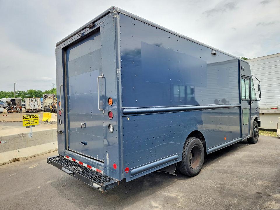 2020 Ford F59 VIN 1F65F5KNXL0A05997 COPART salvage auction — NORMAL WEAR, NJ - CERTIFICATE OF TITLE, sold $14,800 on 2026-07-14 (photo 3)