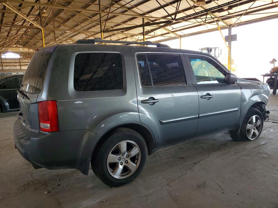 2009 Honda Pilot VIN 5FNYF48519B021270 COPART salvage auction — FRONT END, AZ - CERT OF TITLE - SALVAGE, sold $300 on 2026-07-28 (photo 3)