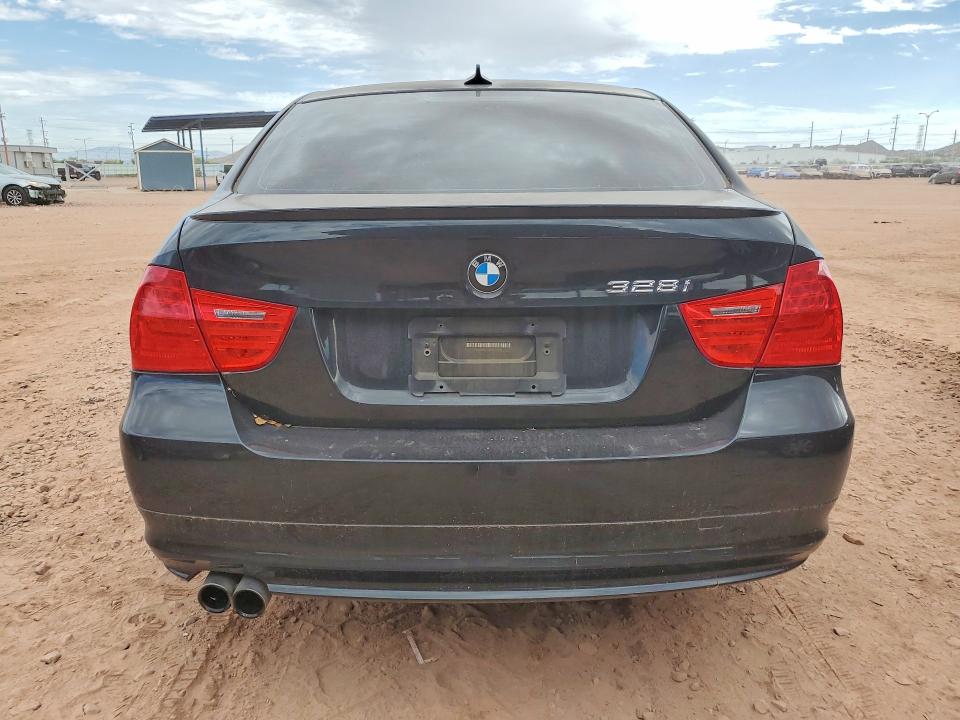 2011 BMW 3er VIN WBAPK5G59BNN24581 COPART salvage auction — MINOR DENT/SCRATCHES, AZ - CERT OF TITLE-RESTORED SALVAGE, sold $2,350 on 2026-07-07 (photo 6)