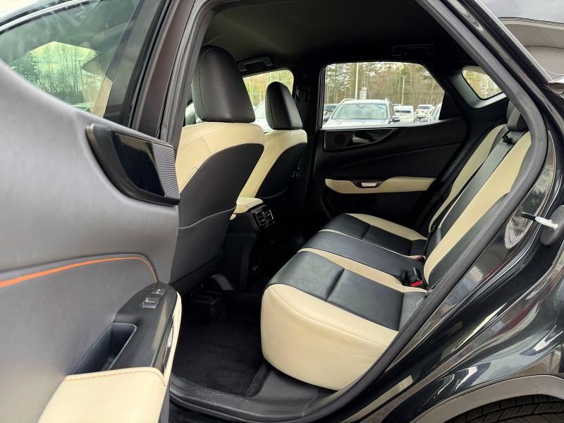 2022 Lexus Nx 250 VIN JTJADCAZ5N2001984 COPART salvage auction — MINOR DENT/SCRATCHES, Fl - Certificate Of Title (P), sold $21,800 on 2026-07-17 (photo 7)