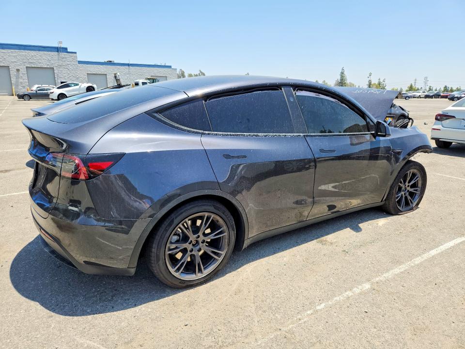 2025 Tesla VIN 7SAYGDEDXSF277988 COPART salvage auction — FRONT END, Fl - Certificate Of Destruction, sold $10,000 on 2026-07-07 (photo 3)
