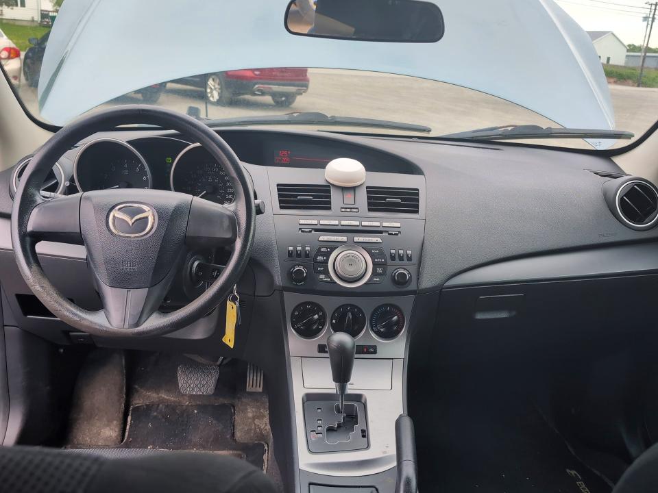 2010 Mazda 3 VIN JM1BL1HF9A1299336 COPART salvage auction — NORMAL WEAR, Ns - Cert Of Registration (P), sold $450 on 2026-07-15 (photo 9)
