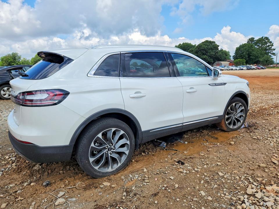 2023 Lincoln Nautilus VIN 2LMPJ8KP0PBL22926 COPART salvage auction — SIDE, Al - Cert Of Title-Salvage Title, sold $16,400 on 2026-07-29 (photo 3)