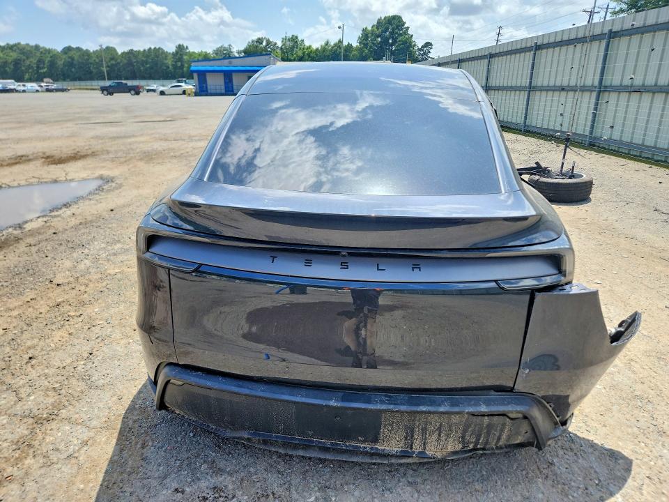 2026 Tesla VIN 7SAYGDEDXTA609183 COPART salvage auction — SIDE, Tx - Salvage Vehicle Title, sold $5,600 on 2026-07-23 (photo 6)