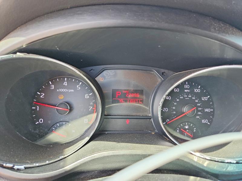 2016 Kia SEDONA VIN KNDMB5C10G6111202 COPART salvage auction — NORMAL WEAR, Wv - Certificate Of Title, sold $3,000 on 2026-07-10 (photo 9)