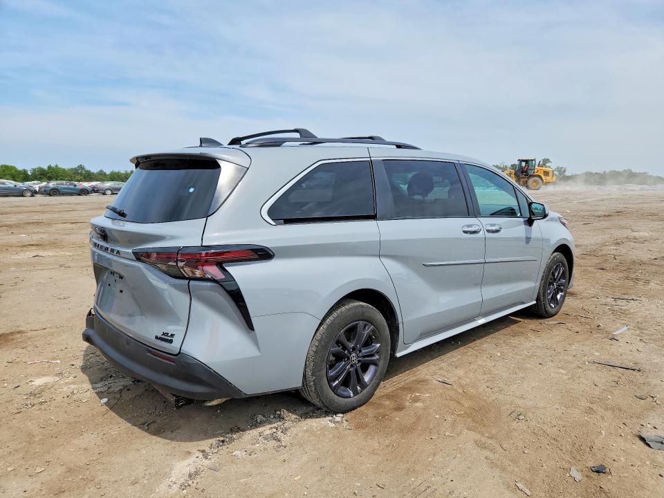2024 Toyota Sienna VIN 5TDCSKFCXRS150096 COPART salvage auction — REAR END, Va - Cert Of Title - Salvage, sold $16,500 on 2026-07-29 (photo 3)
