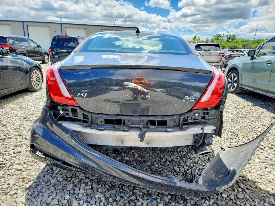 2016 Jaguar Xj VIN SAJWJ1CD8G8W00984 COPART salvage auction — REAR END, Ma - Cert Of Title-Reconstrctd Coll, sold $4,950 on 2026-07-08 (photo 6)