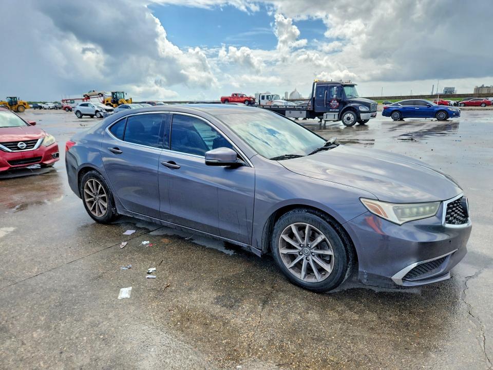 2019 Acura Tlx VIN 19UUB1F31KA004205 COPART salvage auction — WATER/FLOOD, La - Cert Of Title-Salvage Flood, sold $2,400 on 2026-07-22 (photo 4)