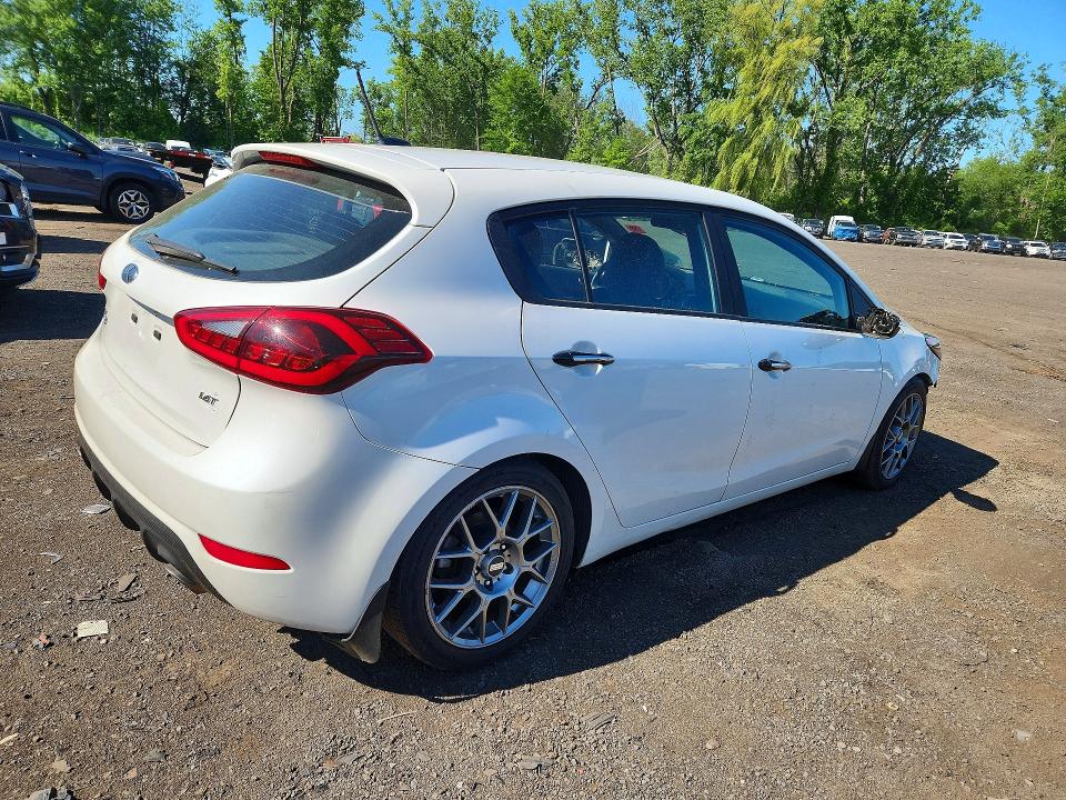 2016 Kia Forte VIN KNAFZ5A32G5632465 COPART salvage auction — SIDE, Ct - Cert Of Title-Salvage, sold $875 on 2026-07-17 (photo 3)