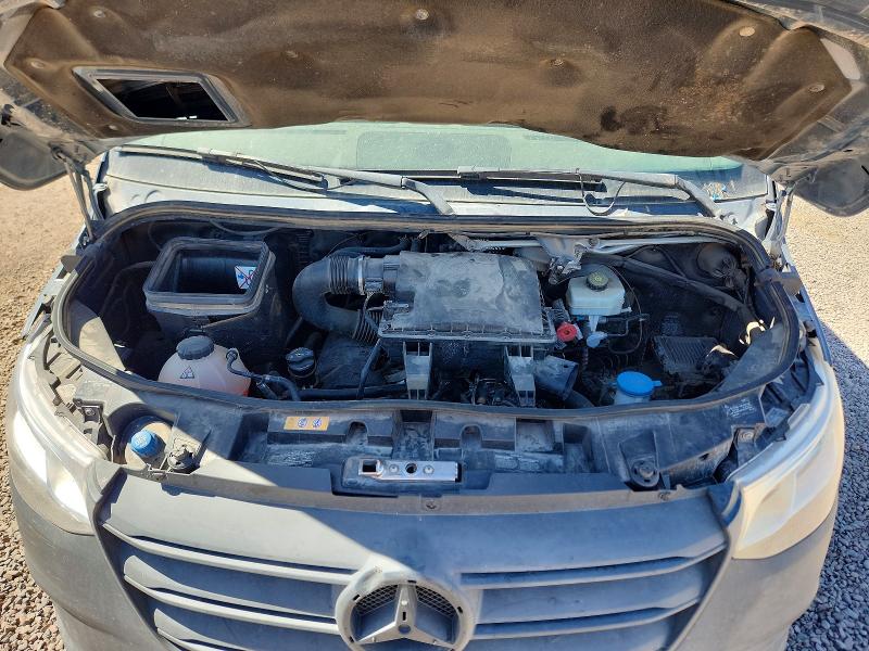 2019 Mercedes-benz Sprinter VIN WD4PF1CD2KP136339 COPART salvage auction — SIDE, Az - Certificate Of Title, sold $7,800 on 2026-07-29 (photo 7)