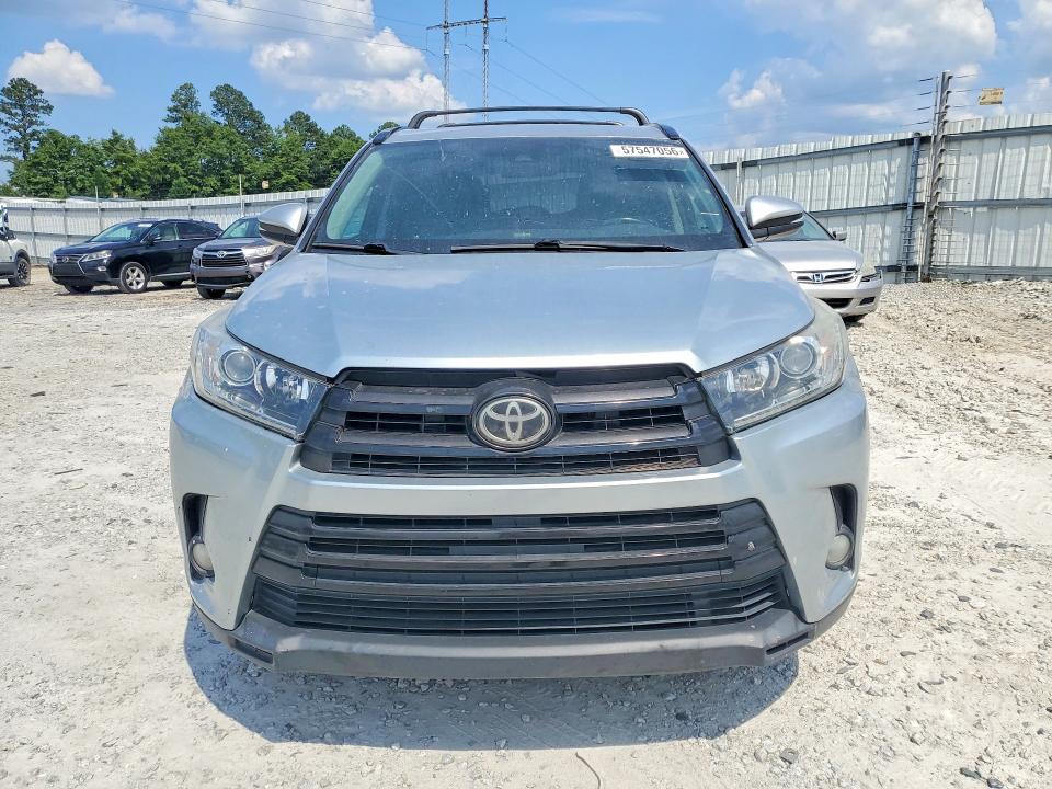 2017 Toyota Highlander VIN 5TDKZRFH4HS517701 COPART salvage auction — REAR END, La - Certificate Of Title (P), sold $9,900 on 2026-07-13 (photo 5)