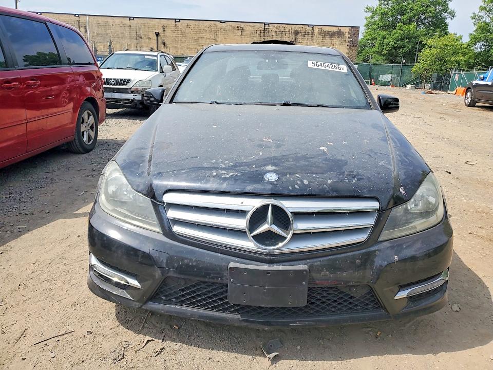 2012 Mercedes-benz C class VIN WDDGF4HBXCA622829 COPART salvage auction — MECHANICAL, MD - PARTS ONLY-NO TITLE LETTER, sold $100 on 2026-08-11 (photo 5)