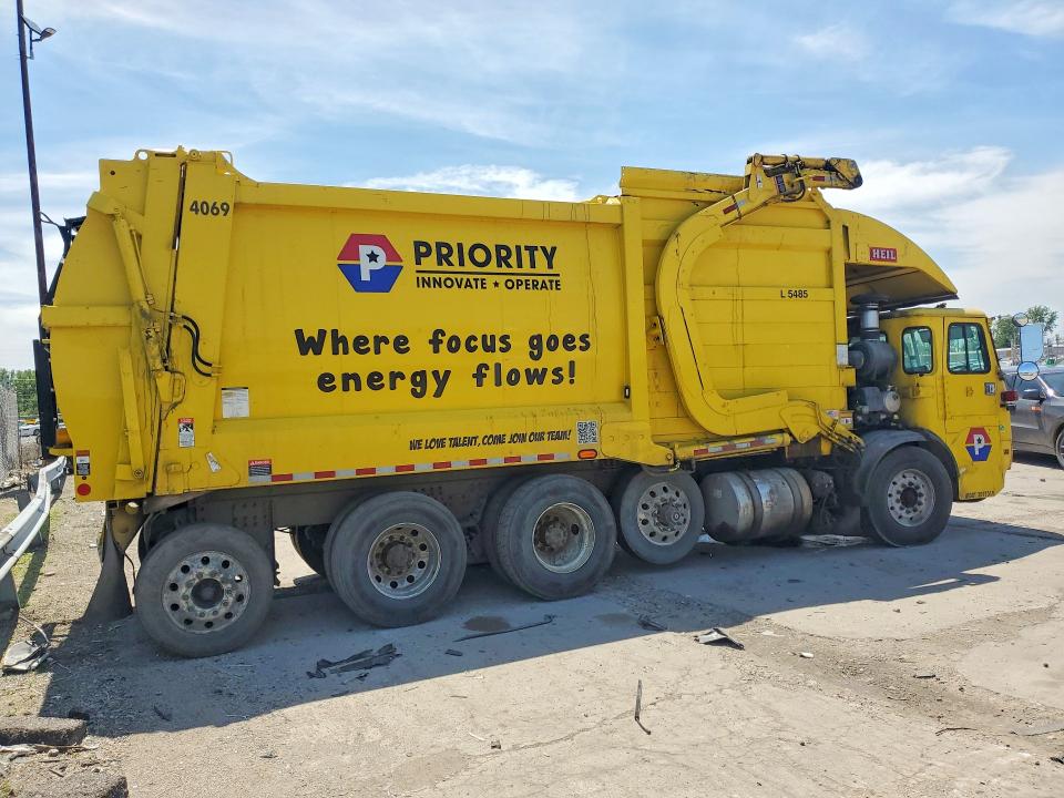 2022 Autc Expeditor VIN 5VCACSEF6NC238142 COPART salvage auction — ROOF, OH - CERT OF TITLE-SALVAGE, sold $250 on 2026-07-29 (photo 3)