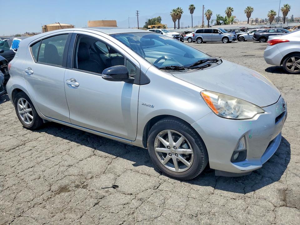 2012 Toyota Prius VIN JTDKDTB3XC1014749 COPART salvage auction — MINOR DENT/SCRATCHES, Ca - Salvage Certificate, sold $2,400 on 2026-07-02 (photo 4)