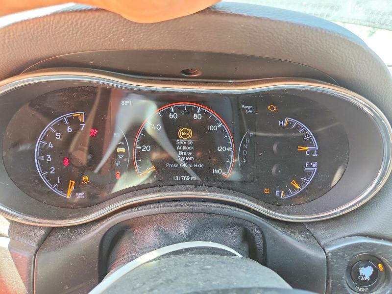 2015 Jeep Cherokee VIN 1C4RJFAG3FC776214 COPART salvage auction — FRONT END, Il - Salvage Certificate, sold $1,800 on 2026-07-09 (photo 9)