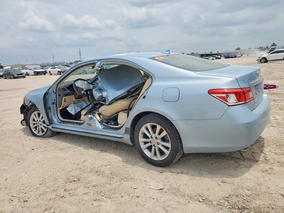 2012 Lexus VIN JTHBK1EGXC2503802 COPART salvage auction — SIDE, Tx - Salvage Vehicle Title, sold $1,250 on 2026-07-07 (photo 2)