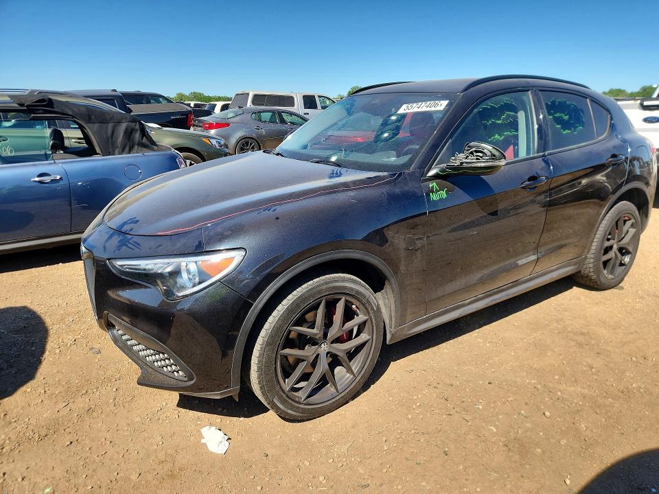 2020 Alfa romeo VIN ZASPAKAN0L7C87098 COPART salvage auction — VANDALISM, Il - Salvage Certificate, sold $700 on 2026-07-21 (photo 1)