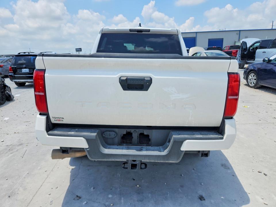 2025 Toyota Tacoma VIN 3TYKB5FN6ST030224 COPART salvage auction — FRONT END, Tx - Salvage Vehicle Title, sold $22,900 on 2026-07-31 (photo 6)