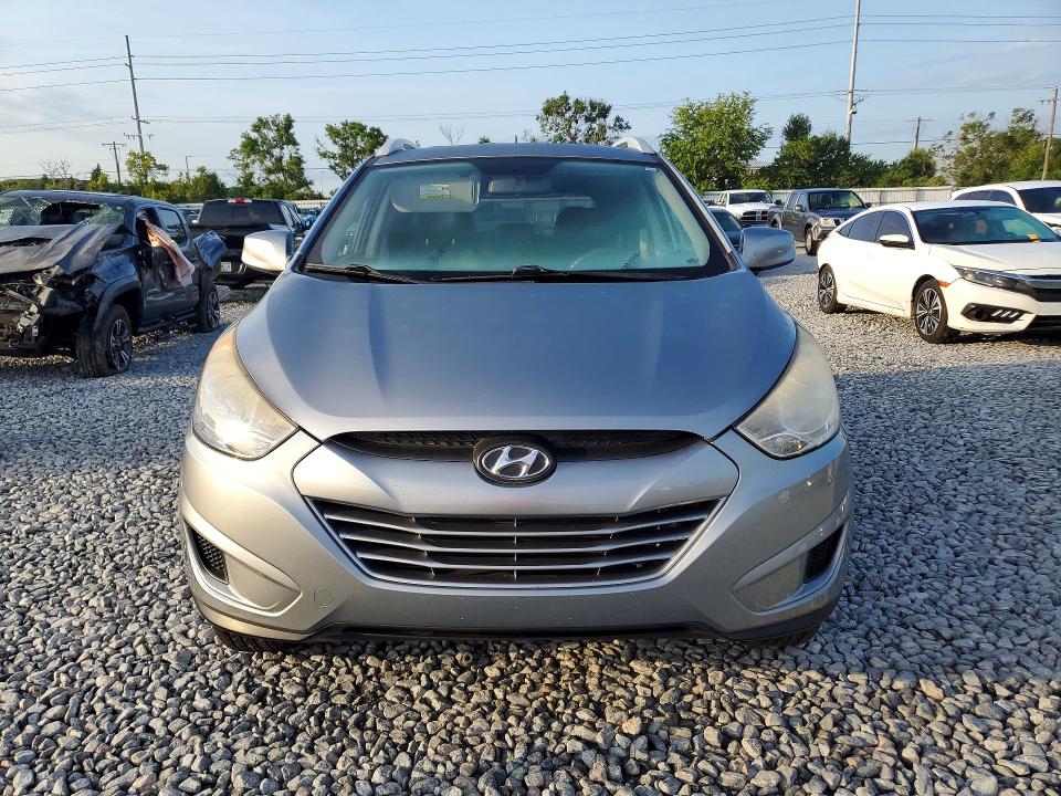 2011 Hyundai Tucson VIN KM8JU3AC3BU296092 COPART salvage auction — REAR END, FL - CERTIFICATE OF DESTRUCTION, sold $2,050 on 2026-07-10 (photo 5)