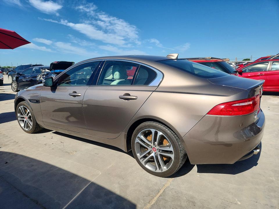 2017 Jaguar Xe VIN SAJAJ4BVXHA973363 COPART salvage auction — NORMAL WEAR, Ok - Certificate Of Title, sold $1,600 on 2026-07-02 (photo 2)