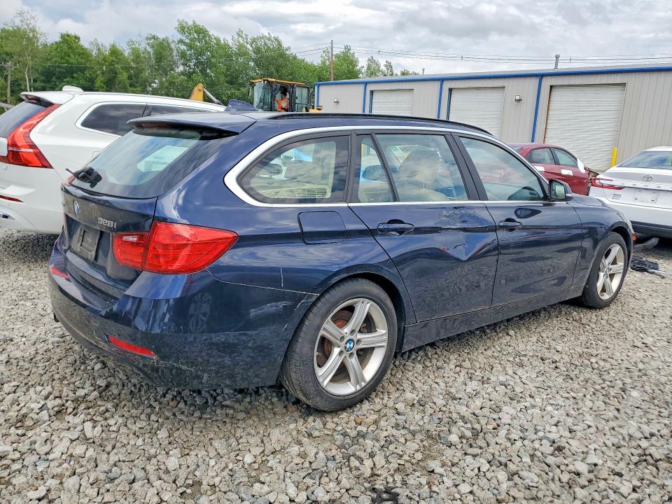 2015 BMW 3er VIN WBA3G7C50FK480608 COPART salvage auction — SIDE, Tx - Cert Of Title W/Salvage Histor, sold $575 on 2026-08-20 (photo 3)