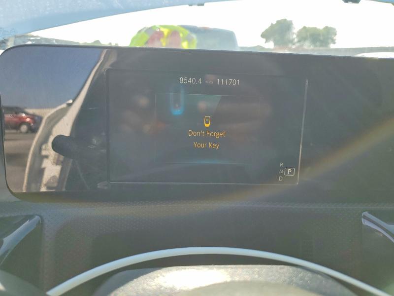 2020 Mercedes-benz A-klasse VIN W1K3G4EBXLW045707 COPART salvage auction — MINOR DENT/SCRATCHES, Fl - Certificate Of Title, sold $6,500 on 2026-07-28 (photo 9)