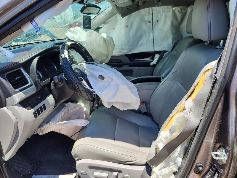 2015 Toyota Highlander VIN 5TDKKRFH9FS093241 COPART salvage auction — SIDE, Az - Cert Of Title - Salvage, sold $4,100 on 2026-07-06 (photo 7)