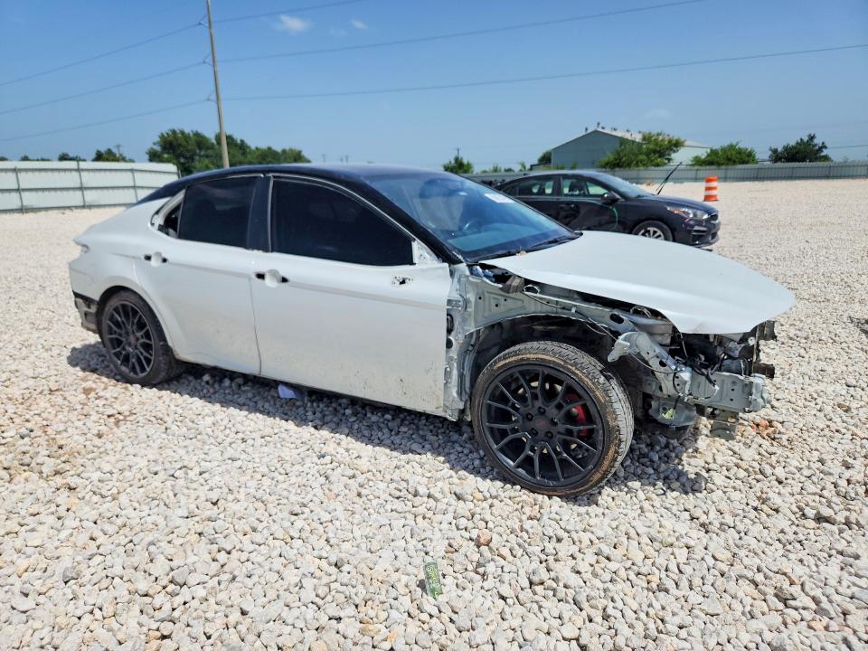 2022 Toyota Camry VIN 4T1KZ1AK5NU069900 COPART salvage auction — FRONT END, Tx - Salvage Vehicle Title, sold $8,000 on 2026-07-30 (photo 4)