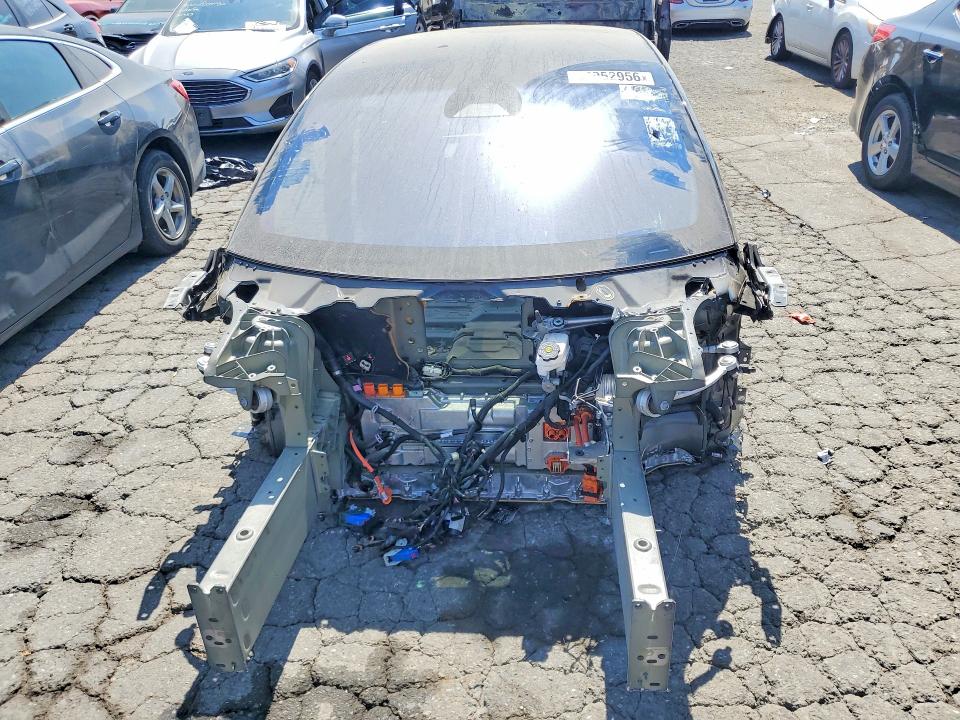 2026 Lucid motors Air VIN 50EA1GBA8TA024038 COPART salvage auction — STRIPPED, CA - DIS/DLR/EXP ONLY CLEAN TITLE, sold $4,800 on 2026-07-23 (photo 5)