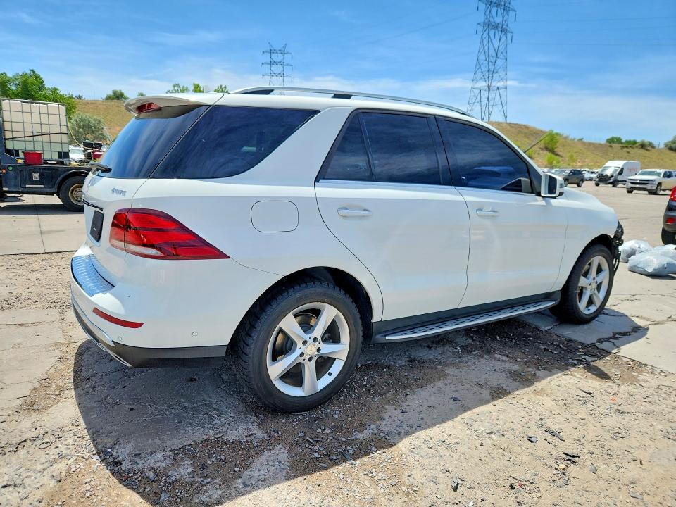 2016 Mercedes-benz VIN 4JGDA5HB4GA802794 COPART salvage auction — FRONT END, Co - Public - Salvage Title, sold $8,100 on 2026-08-03 (photo 3)