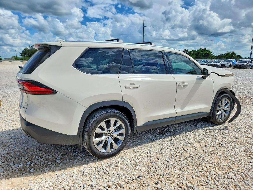 2024 Toyota Highlander VIN 5TDAAAB50RS048088 COPART salvage auction — FRONT END, Tx - Salvage Vehicle Title, sold $12,900 on 2026-07-16 (photo 3)