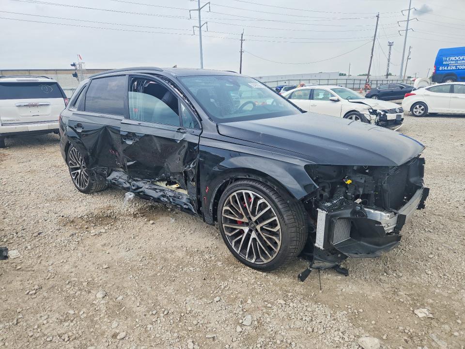 2025 Audi Sq7 VIN WA1VWBF70SD029895 COPART salvage auction — SIDE, OH - CERT OF TITLE-SALVAGE, sold $4,300 on 2026-07-24 (photo 4)